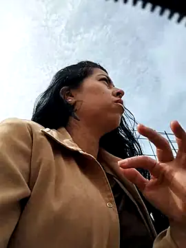 Emily Wane online show from February 15, 2026, 3:09 pm