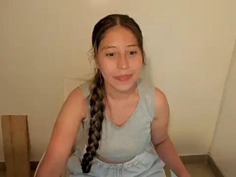 Snapshot of kiaraowen chatting on March 15, 2025, 12:25 am kiaraowen online show from March 15, 2025, 12:25 am