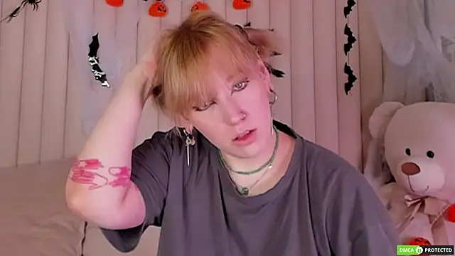 RachelCart online show from October 22, 2025, 3:07 am