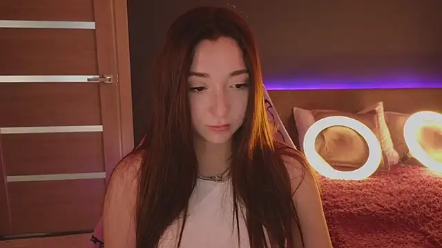 Snapshot of YasmineWest chatting on September 30, 2025, 1:32 am YasmineWest online show from September 30, 2025, 1:32 am