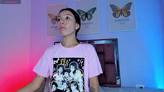 amysc online show from December 23, 2024, 10:01 pm