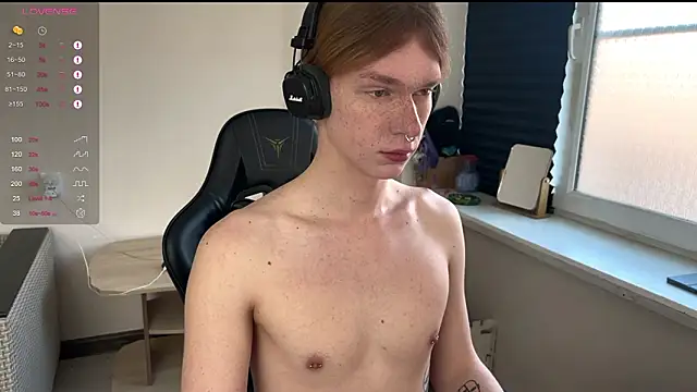 carthylovvve online show from March 22, 2026, 2:53 pm