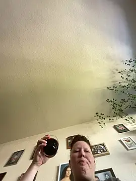 fatfabulous1981 online show from March 14, 2026, 8:47 pm