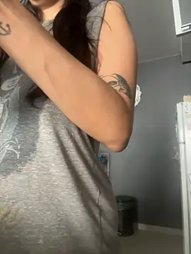 samilux5 online show from March 12, 2026, 4:46 pm