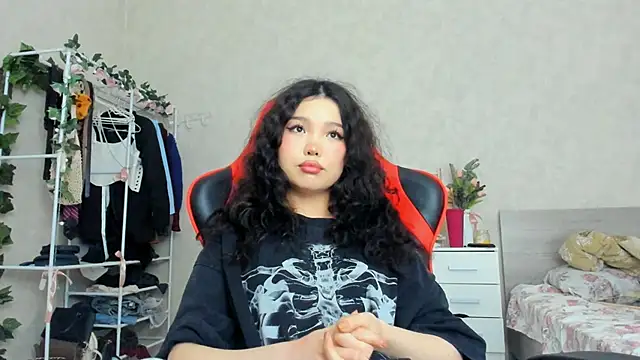 wastforu online show from February 17, 2025, 11:55 am