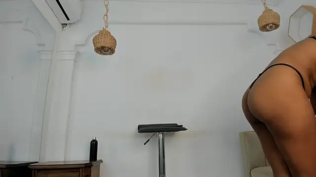 Snapshot of saray_mardez chatting on November 5, 2025, 12:16 pm saray mardez online show from November 5, 2025, 12:16 pm