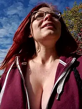 Snapshot of die-EinHORNY-WG chatting on September 17, 2025, 8:27 am die-EinHORNY-WG online show from September 17, 2025, 8:27 am