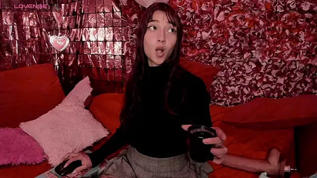 Snapshot of _Scarlett_01 chatting on March 3, 2025, 7:39 pm Scarlett 01 online show from March 3, 2025, 7:39 pm