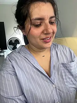 horny roomiess online show from January 10, 2025, 7:54 pm