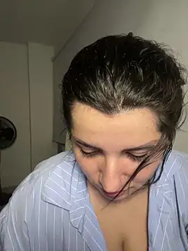 horny roomiess online show from February 13, 2025, 11:58 pm