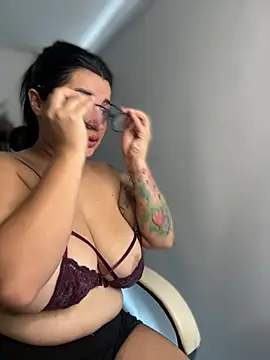 horny roomiess online show from March 13, 2025, 3:17 pm