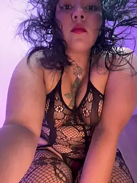 Snapshot of JulianaCastillo chatting on March 8, 2025, 8:22 am JulianaCastillo online show from March 8, 2025, 8:22 am