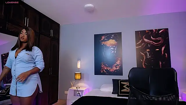 JasmineCampbell  online show from October 28, 2025, 8:22 pm