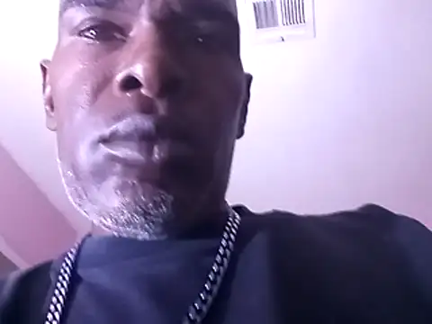 Snapshot of Blkstylion chatting on November 4, 2025, 10:31 pm Blkstylion online show from November 4, 2025, 10:31 pm