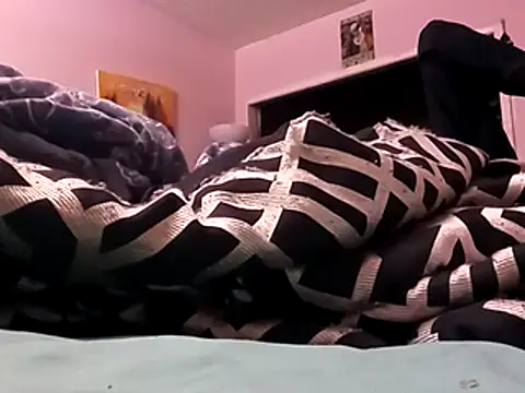 Snapshot of Blkstylion chatting on November 18, 2025, 6:56 pm Blkstylion online show from November 18, 2025, 6:56 pm