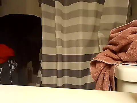 Snapshot of Blkstylion chatting on November 20, 2025, 12:11 am Blkstylion online show from November 20, 2025, 12:11 am