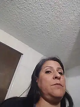 LucifernandaSw online show from April 11, 2026, 2:49 am