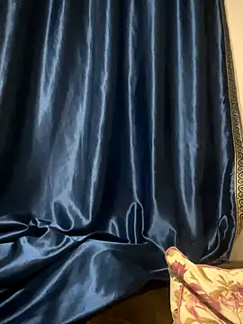 Hijabi HotGirls online show from October 12, 2025, 7:35 pm