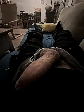 Snapshot of MarkBigDick35 chatting on December 16, 2024, 11:28 pm MarkBigDick35 online show from December 16, 2024, 11:28 pm