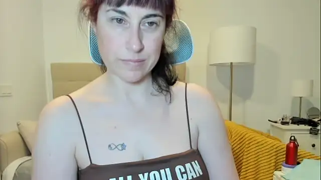 Snapshot of emmita69_ chatting on February 24, 2026, 11:14 pm emmita69 online show from February 24, 2026, 11:14 pm