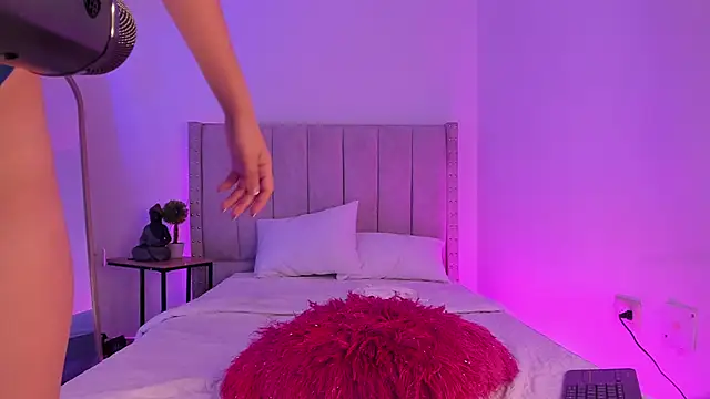 SakuraKato online show from February 27, 2025, 5:04 pm