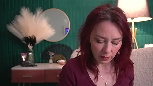 HaileyMoonn online show from March 14, 2026, 5:24 am