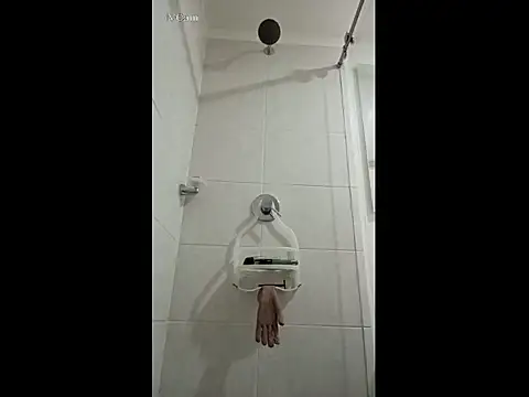 perxxxeo  online show from December 14, 2025, 3:06 pm