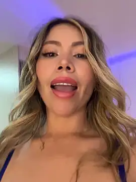 Ammy Castro online show from March 26, 2026, 10:26 pm