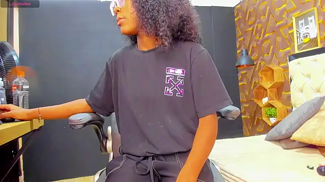 Snapshot of deyy_madissonn chatting on January 29, 2025, 7:11 pm deyy madissonn online show from January 29, 2025, 7:11 pm