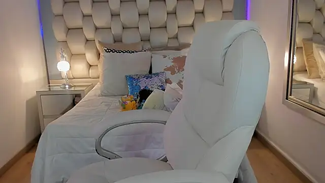 Helleamazing online show from January 31, 2025, 4:58 am