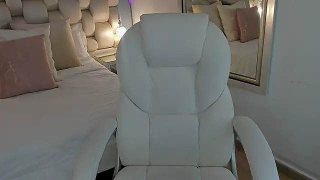 Helleamazing online show from March 15, 2025, 6:25 am