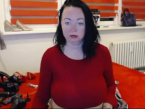 Alexie33 online show from February 25, 2025, 5:58 pm