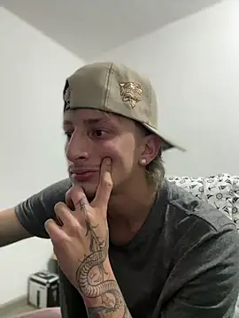 Scott sex7 online show from February 21, 2026, 4:02 am