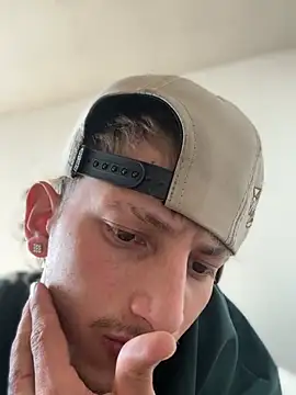 Scott sex7 online show from February 27, 2026, 8:31 pm