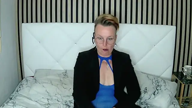 Snapshot of xxNoeliaxx chatting on January 25, 2025, 11:13 am xxNoeliaxx online show from January 25, 2025, 11:13 am