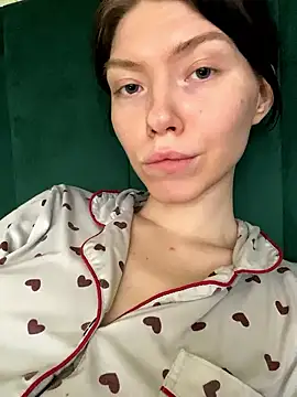 Lisaaa Alisa online show from January 7, 2026, 9:01 am