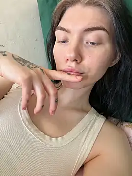 Lisaaa Alisa online show from March 1, 2026, 8:38 am