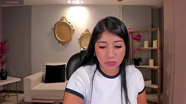 Snapshot of JessicaWilliams1 chatting on September 24, 2025, 10:29 am JessicaWilliams1 online show from September 24, 2025, 10:29 am