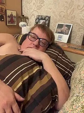 Klio5678 online show from December 20, 2025, 9:33 pm