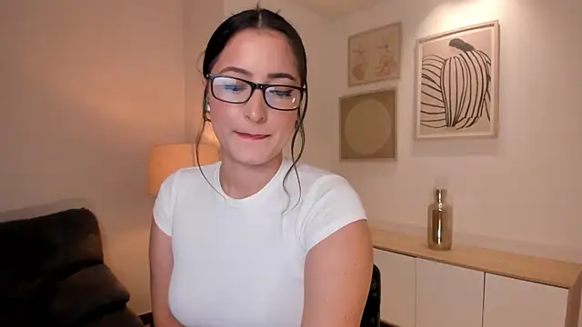 DominiqueVega online show from January 15, 2026, 8:45 pm