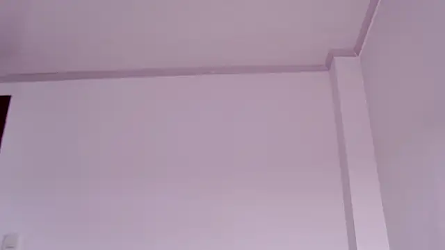 caarlywhitee online show from March 6, 2026, 1:13 am