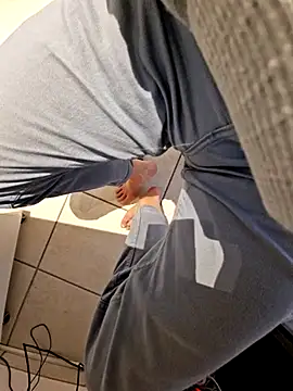 Snapshot of Lorent6969 chatting on February 10, 2025, 2:48 pm Lorent6969 online show from February 10, 2025, 2:48 pm