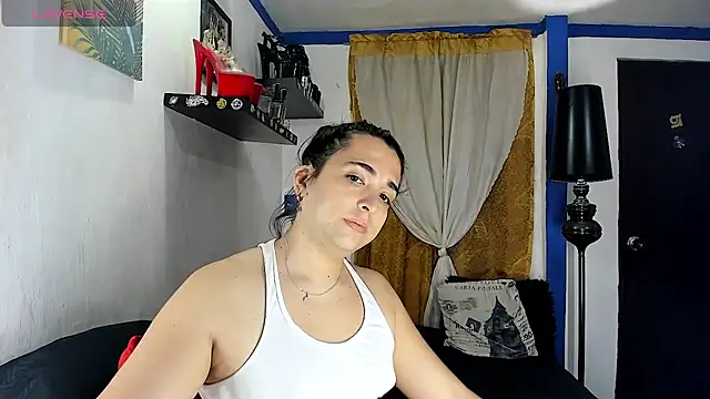 Snapshot of SARAMISHA chatting on March 5, 2026, 4:47 pm SARAMISHA online show from March 5, 2026, 4:47 pm