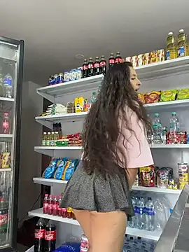 LittleDoll    online show from February 13, 2026, 1:29 pm