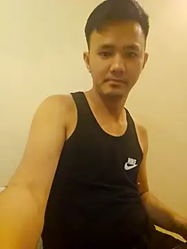 andi888999 online show from November 28, 2025, 3:04 pm