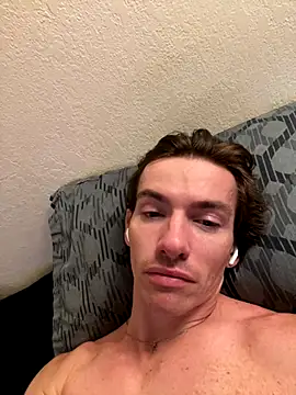 Snapshot of HeyDaddy92 chatting on October 27, 2025, 5:11 am HeyDaddy92 online show from October 27, 2025, 5:11 am