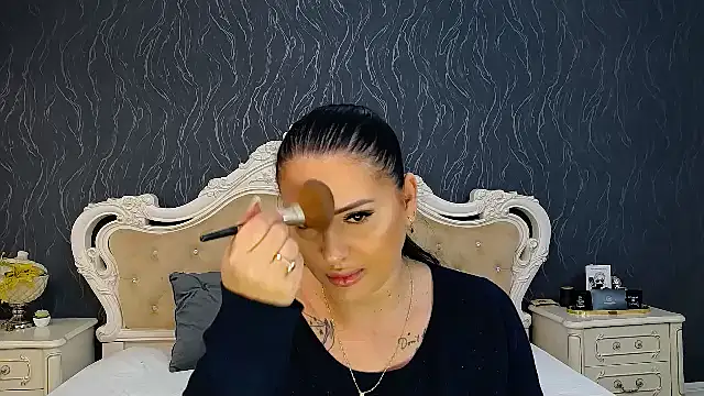 Snapshot of Lauren_Saint chatting on January 28, 2025, 8:25 am Lauren Saint online show from January 28, 2025, 8:25 am