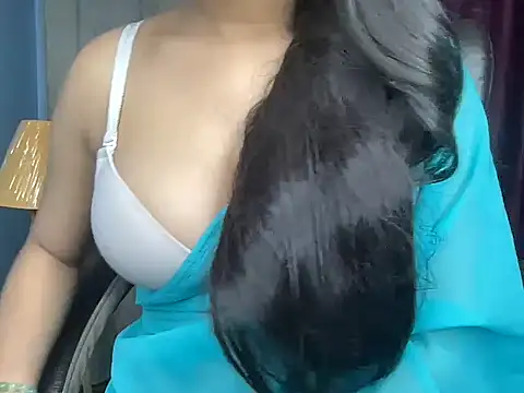 Karnaa vail online show from November 17, 2025, 5:02 am