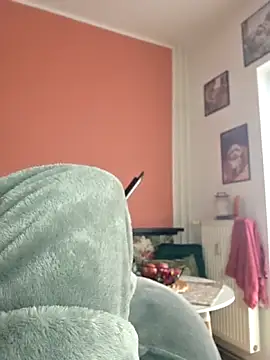 EmilyDiazofficial online show from February 8, 2026, 1:36 pm