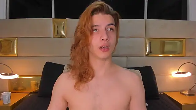 Snapshot of Allen_clark chatting on December 12, 2024, 3:32 am Allen clark online show from December 12, 2024, 3:32 am